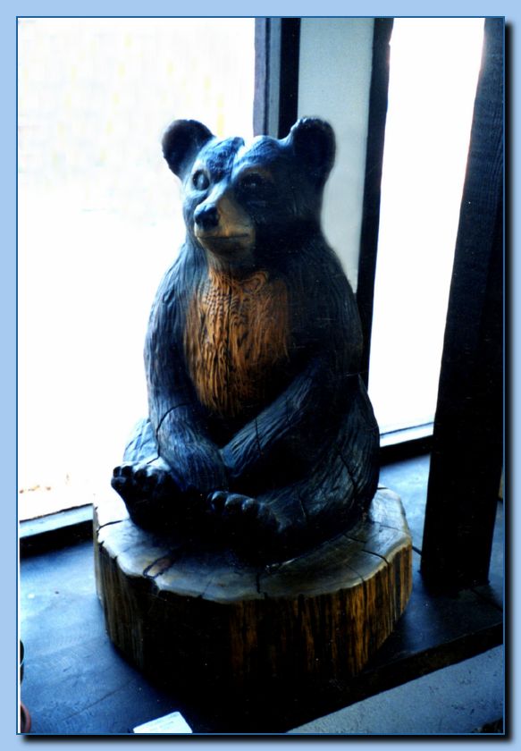 1-06 bear, seated